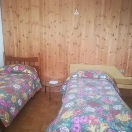 Chez Praz Apartment *